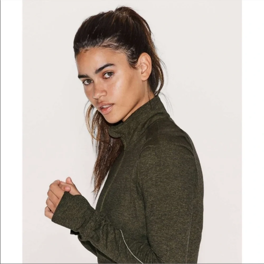 Lululemon Extra Mile 1/2 Zip *Reflective OH.